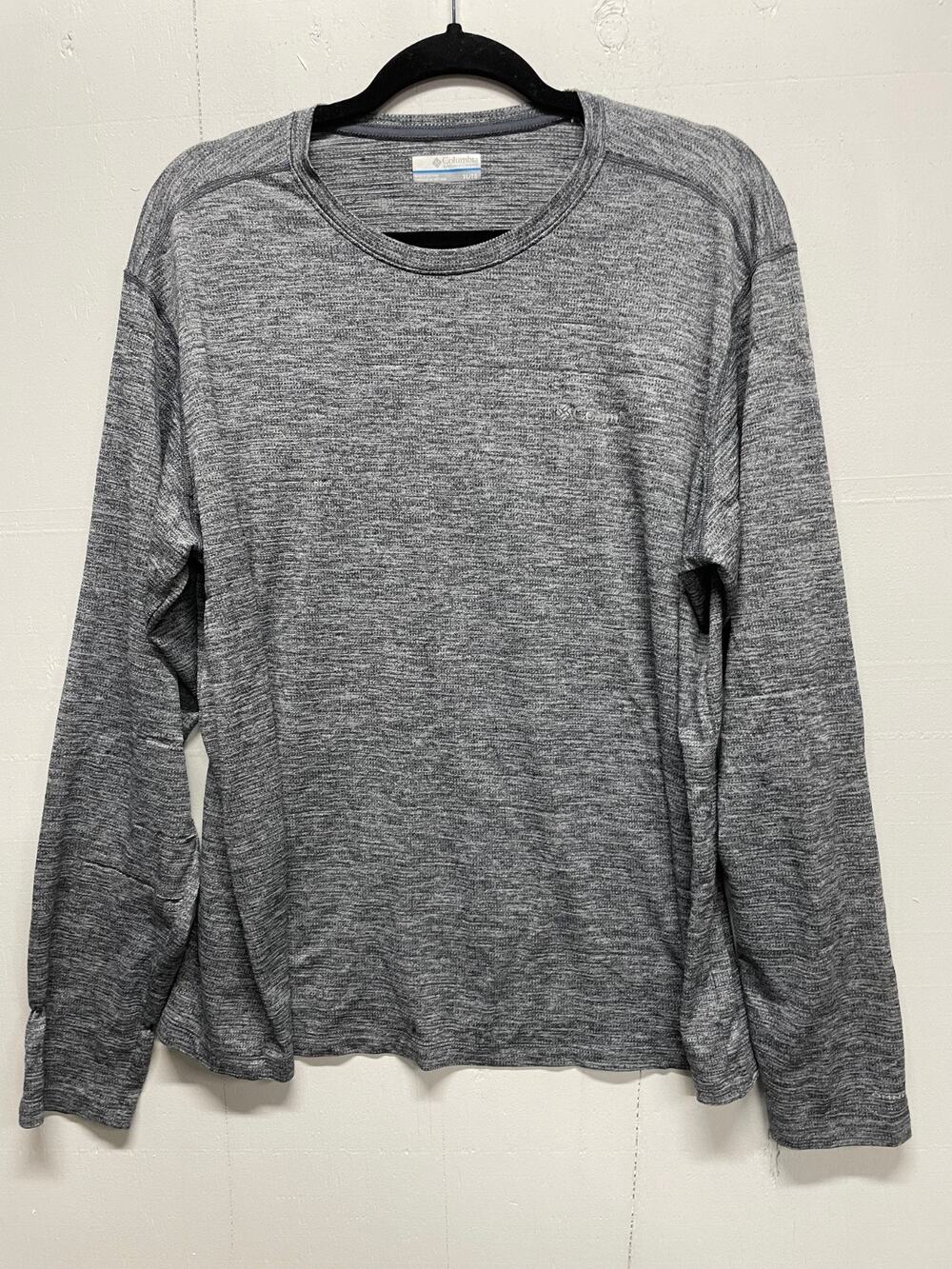 Columbia Men's Long Sleeve Pullover Size XL For Layering - Gray